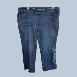 Pioneer Woman Pull On Stretch Embroided Jean Capri Crop Pants Size XXXL 22